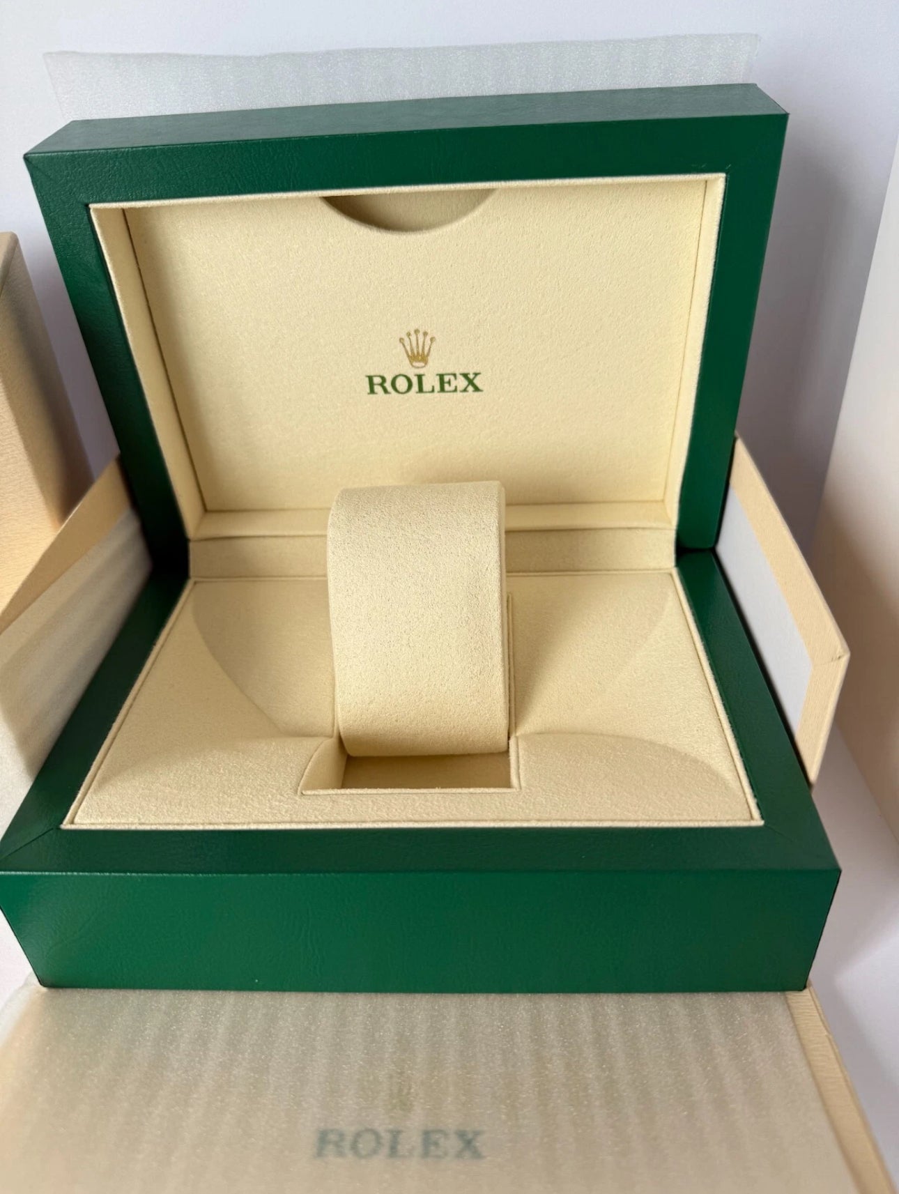 ROLEX WRIST BOX WATCH