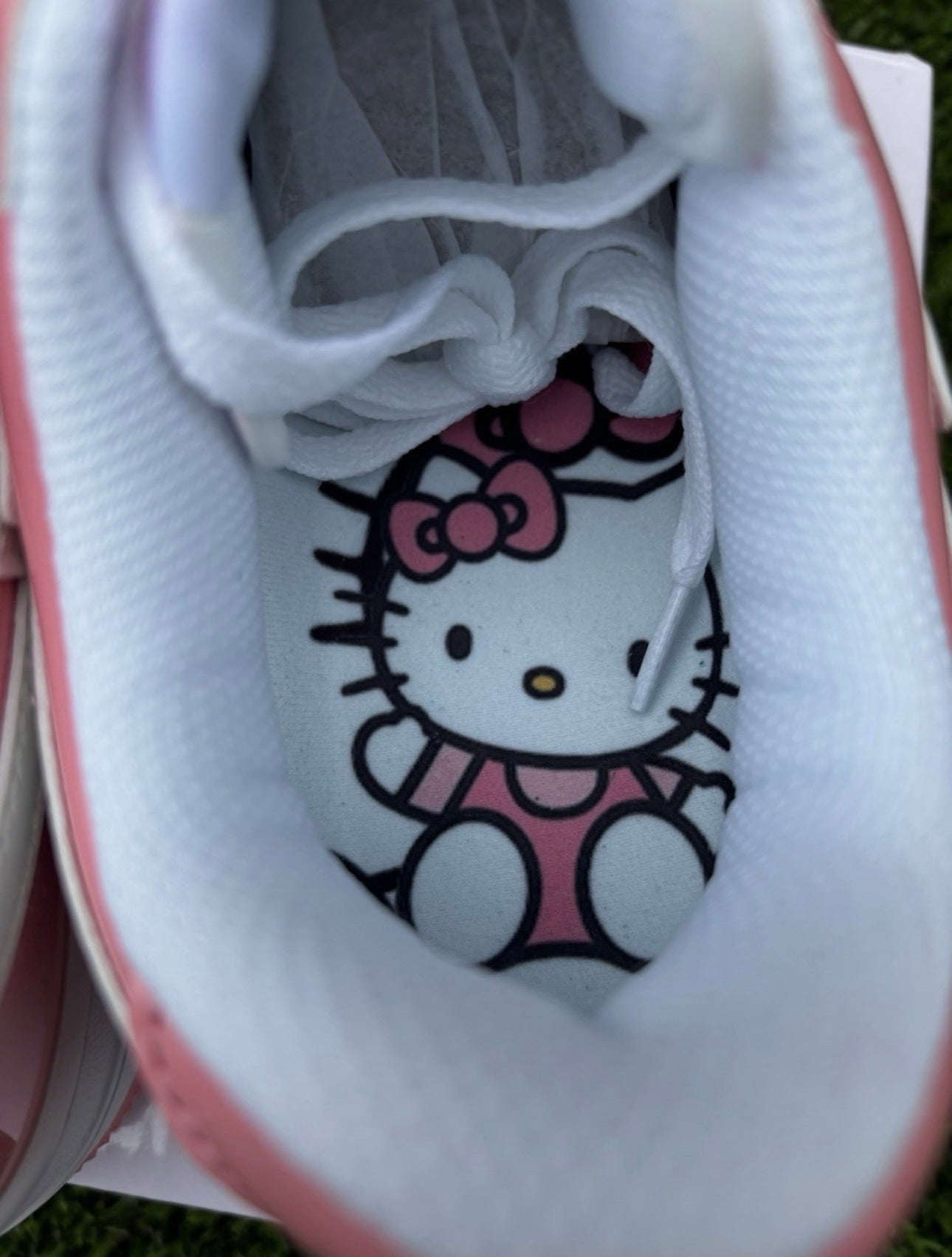 BAPESTA x HELLO KITTY COLLAB