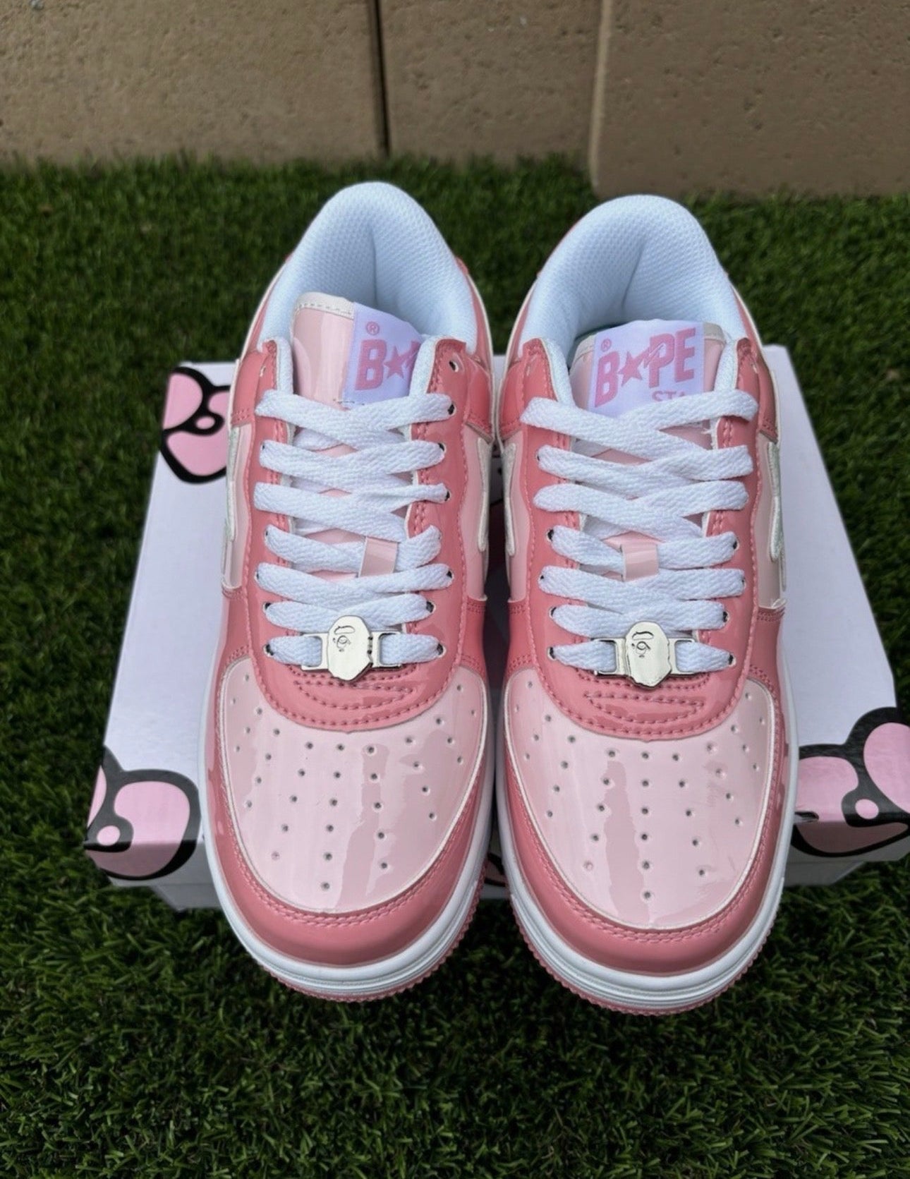 BAPESTA x HELLO KITTY COLLAB